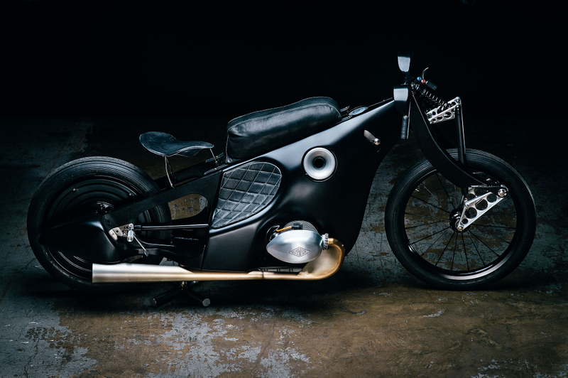 Illustration for article titled This Gorgeous Custom BMW Landspeeder Will Help You Forget It's Monday